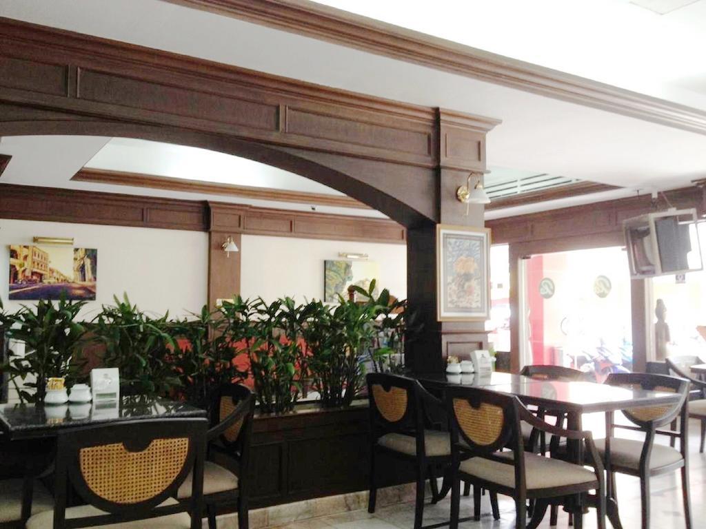 Hotel Rattana Mansion Phuket Exterior foto